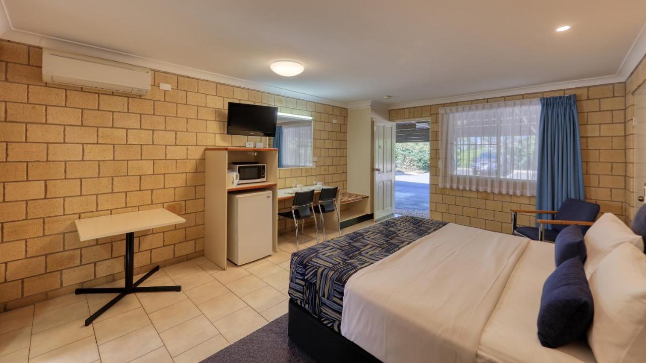 Jacaranda Country Motel Σεντ Τζορτζ Εξωτερικό φωτογραφία