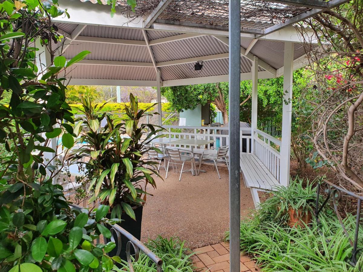 Jacaranda Country Motel Σεντ Τζορτζ Εξωτερικό φωτογραφία